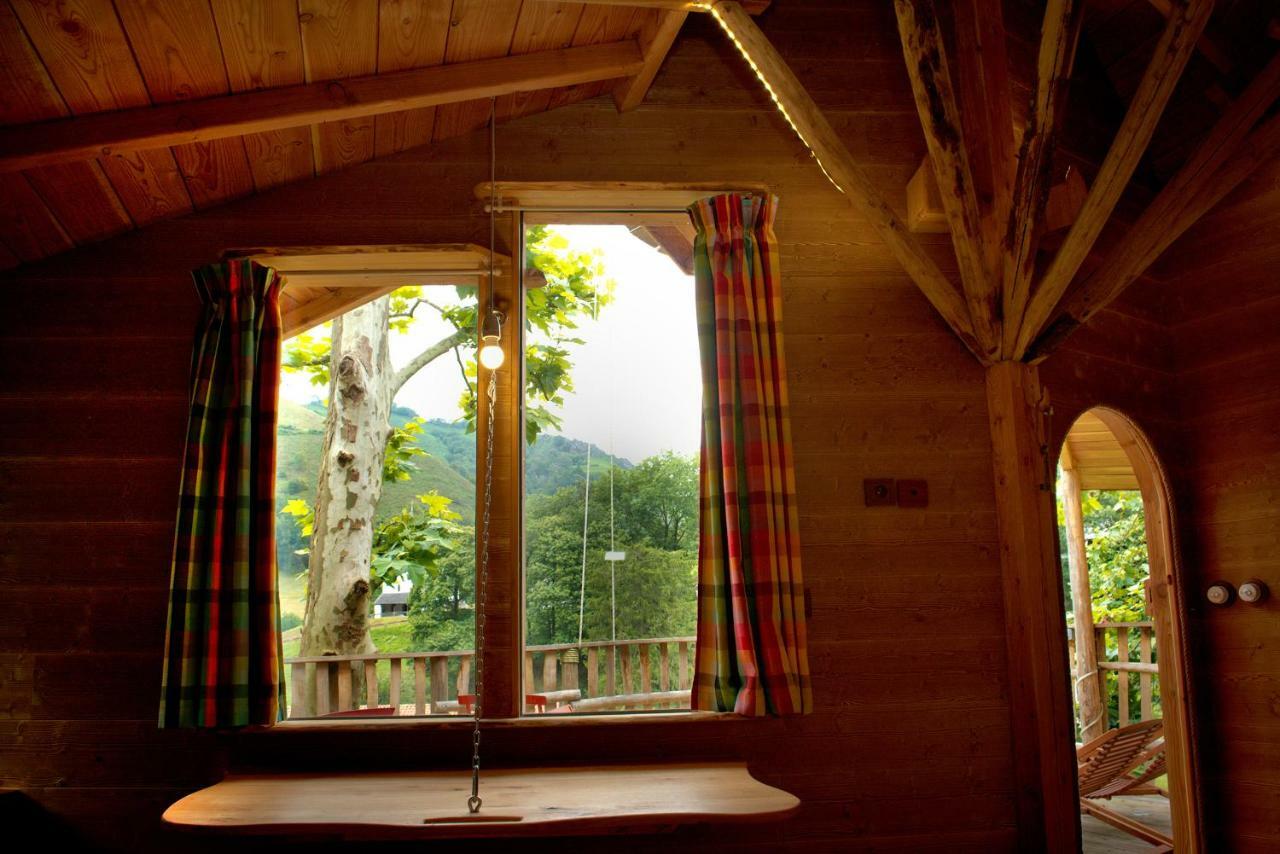 Logis Hotel Andreinia & Cabanes Esterençuby Buitenkant foto
